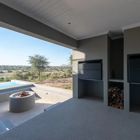 Tamboti River Lodge Hectorspruit Exterior photo